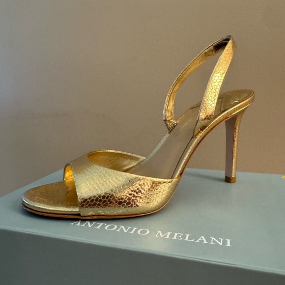 ANTONIO MELANI Metallic Gold Heels Size 8.5 - Picture 6 of 9